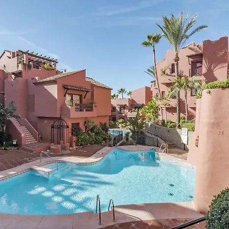 Modern Close To The Beach, Elviria Appartement *